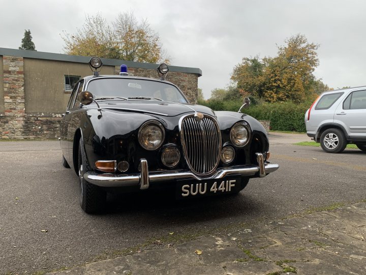 Met Police Jaguar S Types  - Page 1 - Classic Cars and Yesterday's Heroes - PistonHeads UK