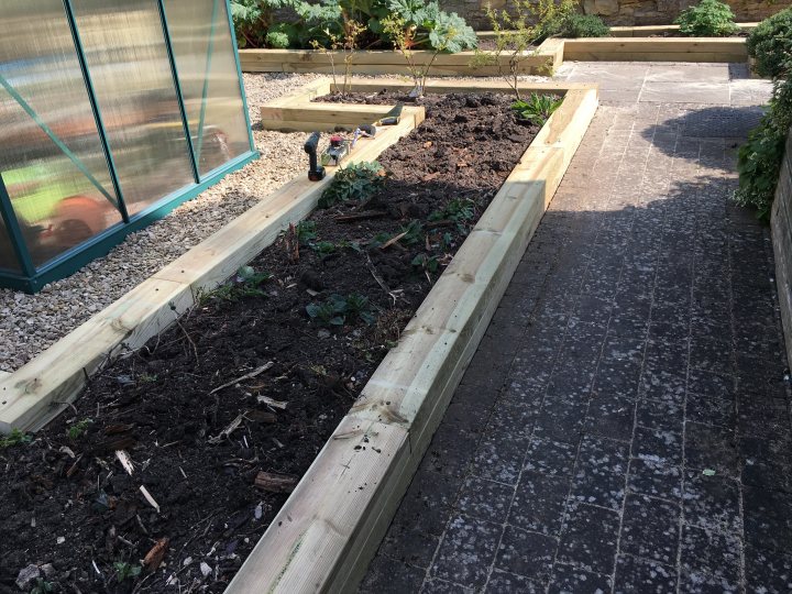 Laying timber sleepers as garden border - DPC? - Page 1 - Homes, Gardens and DIY - PistonHeads UK