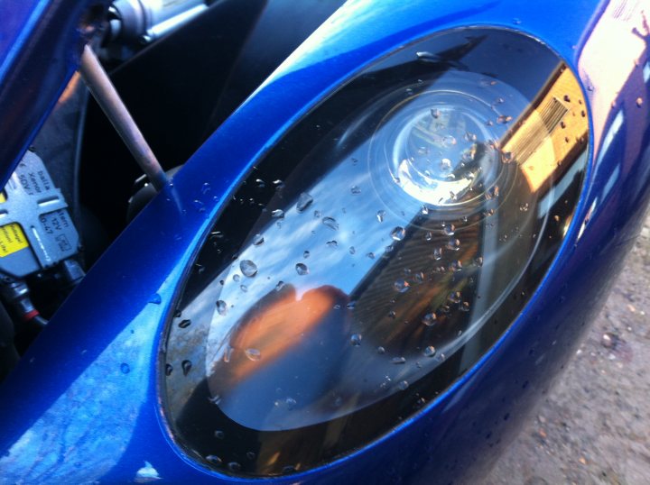 Loose xenon light unit: How to fix? - Page 1 - Tuscan - PistonHeads