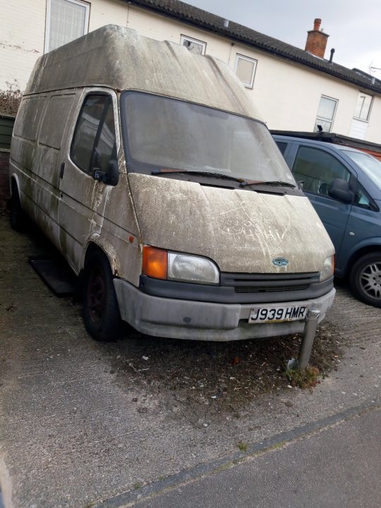 Spotted Ordinary Abandoned Vehicles - Page 41 - General Gassing - PistonHeads