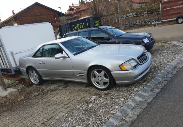 RE: Mercedes-Benz 500 SL: Spotted - Page 3 - General Gassing - PistonHeads
