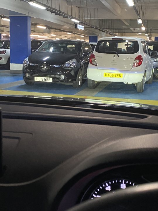 The BAD PARKING thread [vol4] - Page 391 - General Gassing - PistonHeads UK