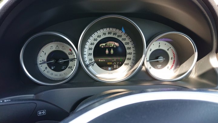 What Does This Dash Image Mean? - Page 1 - Mercedes - PistonHeads UK