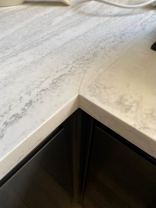 Resin Worktop problems - Page 1 - Homes, Gardens and DIY - PistonHeads