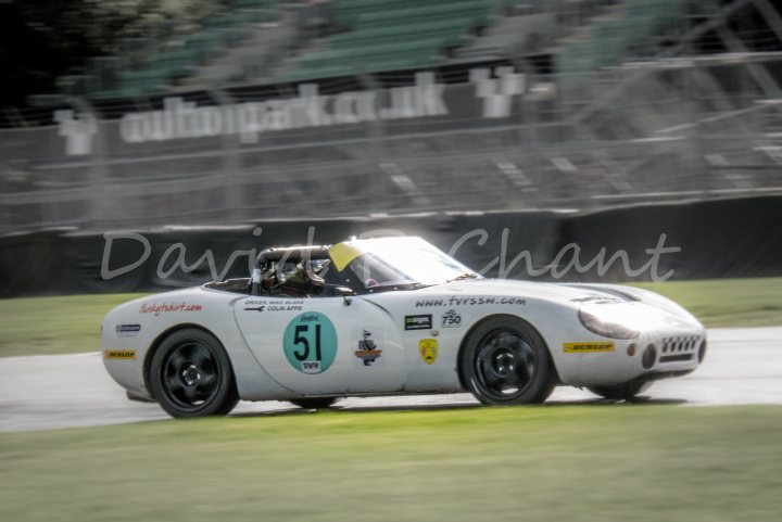 A couple of Oulton Pics - Page 1 - Dunlop Tuscan Challenge - PistonHeads