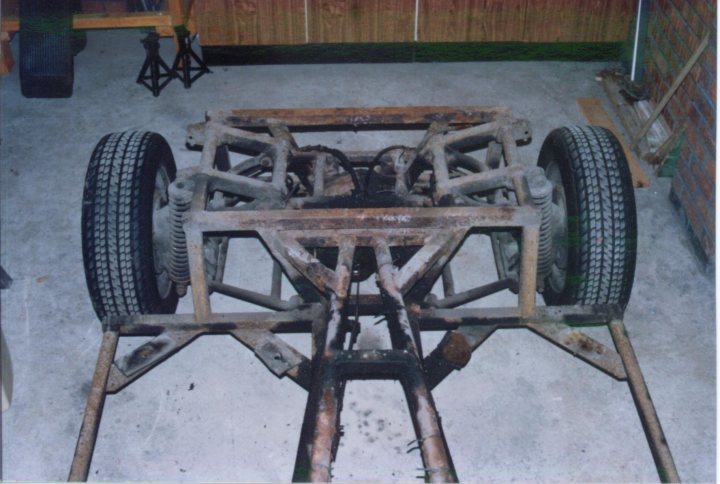 Bracing Pistonheads Chassis