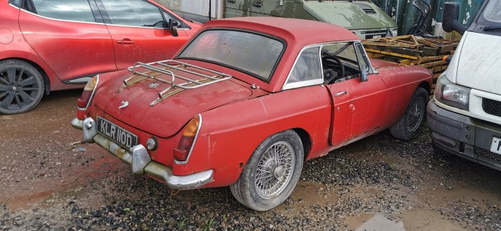 Classics left to die/rotting pics - Vol 2 - Page 606 - Classic Cars and Yesterday's Heroes - PistonHeads UK