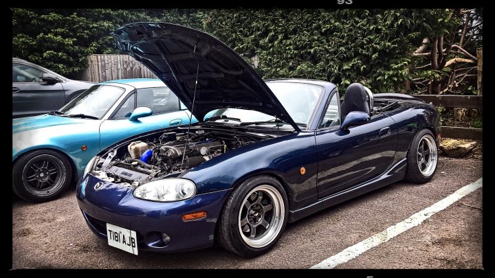 April 15th - Bucks Cars And Coffee Meet@The Bell - Page 1 - Herts, Beds, Bucks & Cambs - PistonHeads