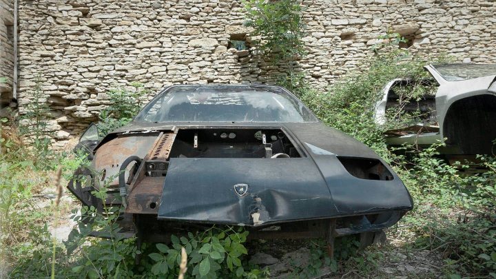 Classics left to die/rotting pics - Vol 2 - Page 220 - Classic Cars and Yesterday's Heroes - PistonHeads