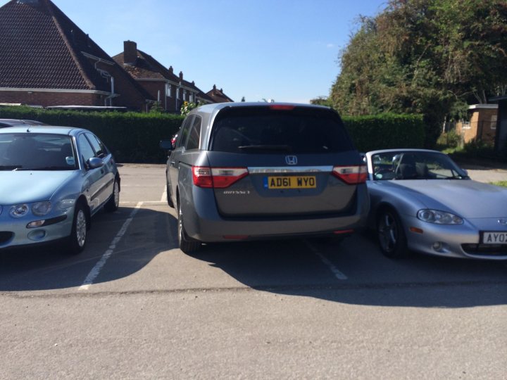 The BAD PARKING thread [vol3] - Page 44 - General Gassing - PistonHeads