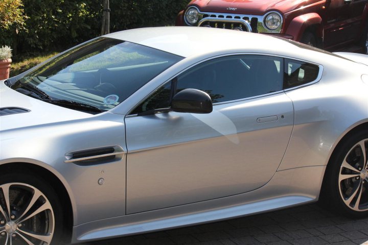 Carbon Mirrors now fitted V12 Vantage - Page 1 - Aston Martin - PistonHeads