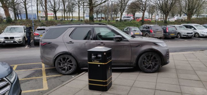 The BAD PARKING thread [vol4] - Page 453 - General Gassing - PistonHeads UK