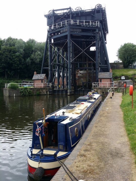 The canal / narrowboat thread. - Page 1 - Boats, Planes & Trains - PistonHeads
