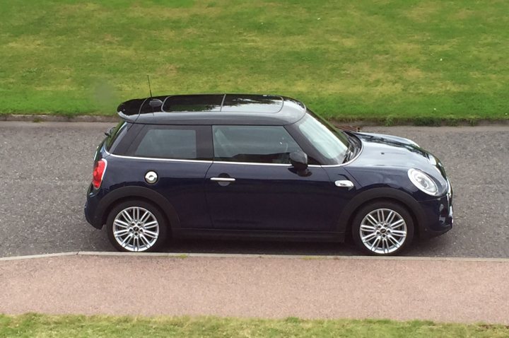 lapisluxury blue with red roof anyone seen it in the flesh? - Page 1 - New MINIs - PistonHeads