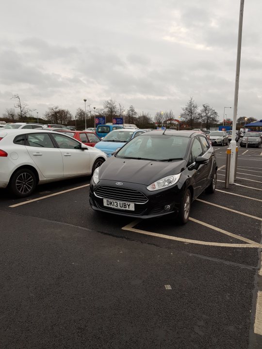 The BAD PARKING thread [vol4] - Page 164 - General Gassing - PistonHeads