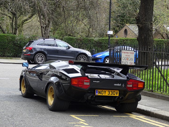 Supercars spotted, some rarities (Vol 5) - Page 137 - General Gassing - PistonHeads