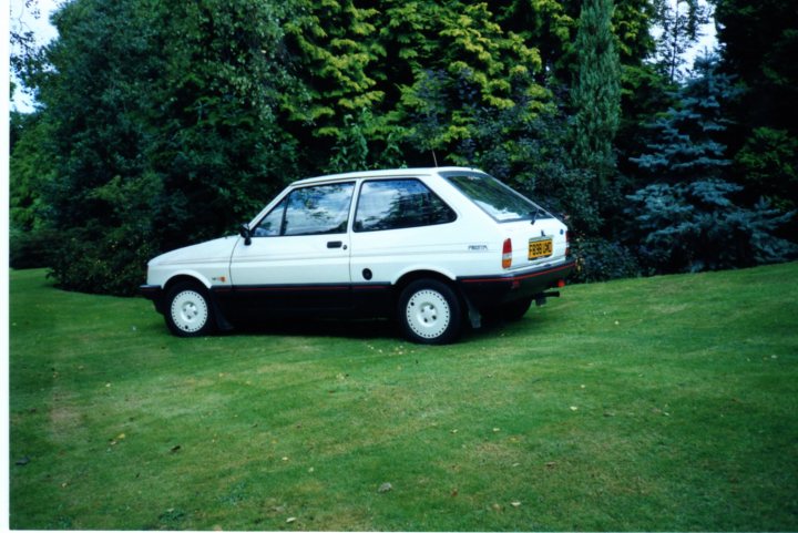 XR2s/XR3is in the 90s. - Page 5 - Classic Cars and Yesterday's Heroes - PistonHeads