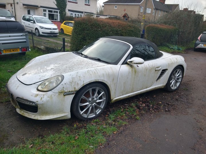 Spotted Ordinary Abandoned Vehicles - Page 122 - General Gassing - PistonHeads UK