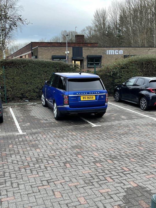 The BAD PARKING thread [vol4] - Page 446 - General Gassing - PistonHeads UK