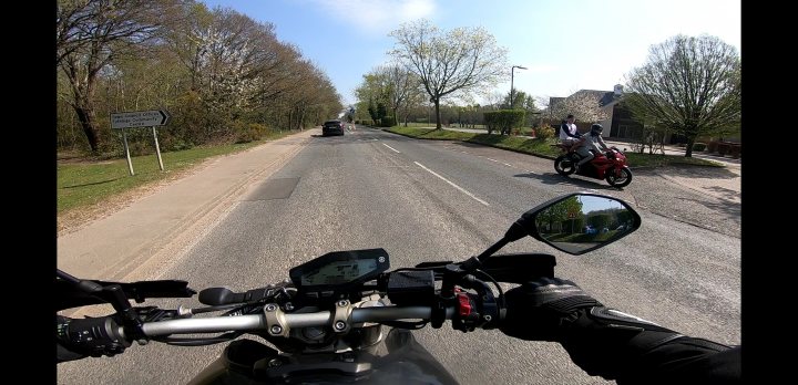 And today's commuting highlight is.... - Page 311 - Biker Banter - PistonHeads