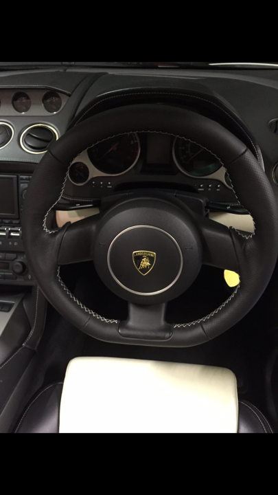 New steering wheel  - Page 1 - Gallardo/Huracan - PistonHeads