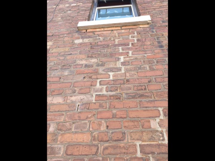 Victorian semi - wall cracks serious? - Page 1 - Homes, Gardens and DIY - PistonHeads UK