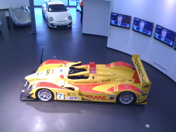 Experience Centre Pistonheads Porsche Silverstone