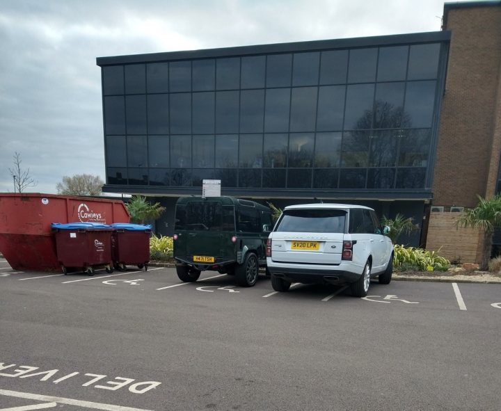 The BAD PARKING thread [vol4] - Page 360 - General Gassing - PistonHeads UK