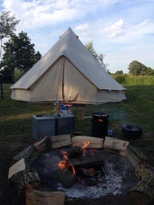 Bell tent ..... Hold my hand please - Page 1 - Tents, Caravans & Motorhomes - PistonHeads