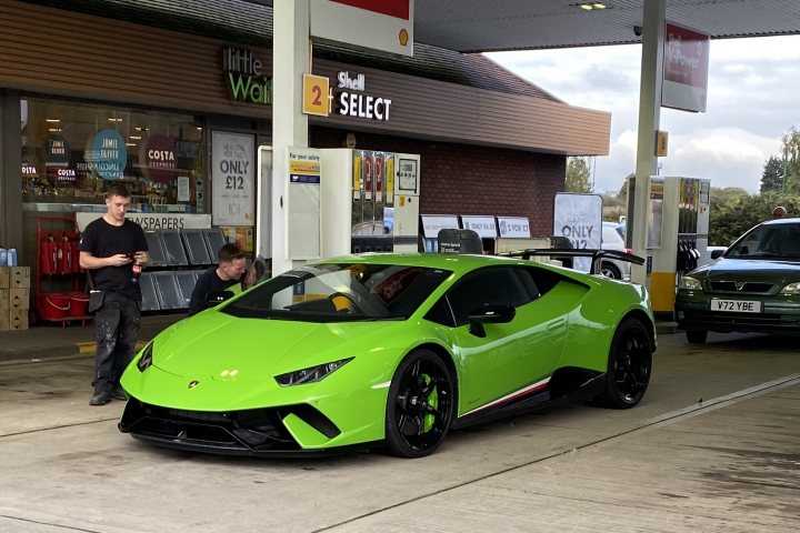 Supercars spotted, some rarities (vol 7) - Page 246 - General Gassing - PistonHeads
