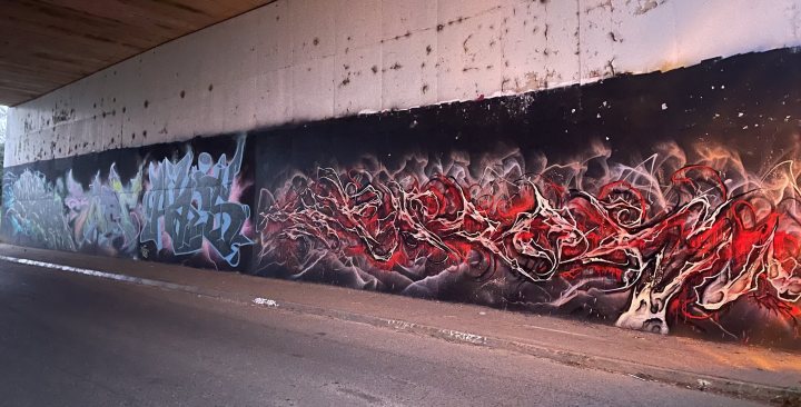 St Neots graffiti wall - a great photo location - Page 12 - Herts, Beds, Bucks & Cambs - PistonHeads UK