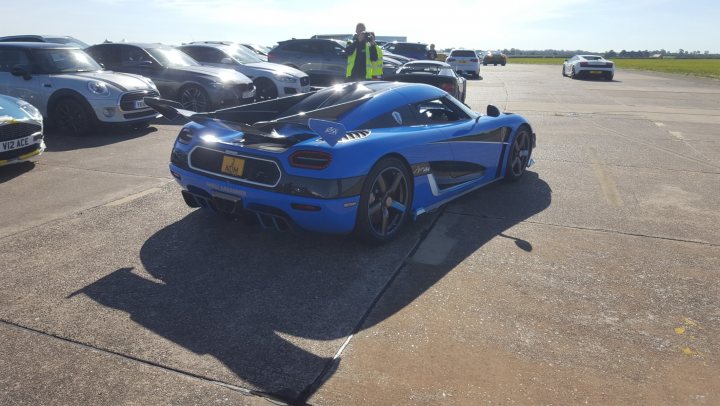 RE: Koenigsegg?One:1:?Showpiece of the Week - Page 2 - General Gassing - PistonHeads