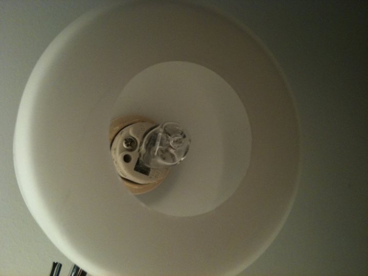 Replacing Pistonheads Bulbs