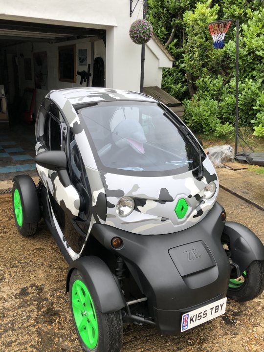 2023 Renault Twizy, or: Calimero the amusing commuter egg - Page 2 - Readers' Cars - PistonHeads UK