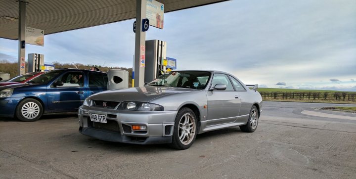 RE: Nissan Skyline GT-R (R33): Spotted - Page 2 - General Gassing - PistonHeads