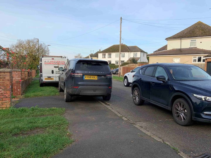 The BAD PARKING thread [vol4] - Page 267 - General Gassing - PistonHeads