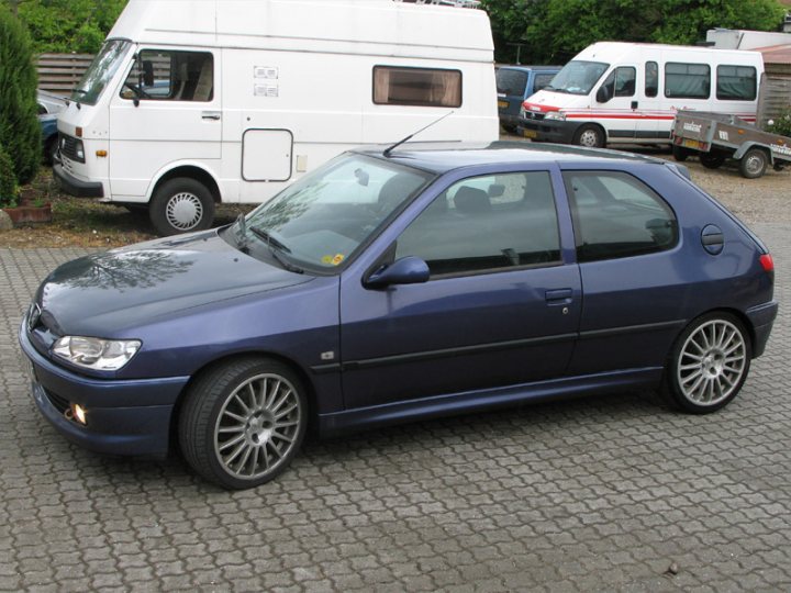 One owner FSH GTi-6 with 215K on the clock. Have I gone mad? - Page 1 - French Bred - PistonHeads