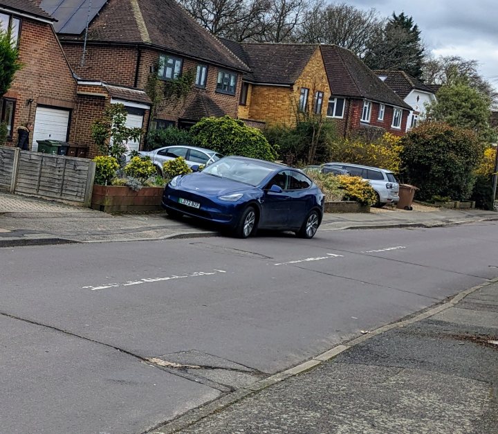 The BAD PARKING thread [vol4] - Page 608 - General Gassing - PistonHeads UK