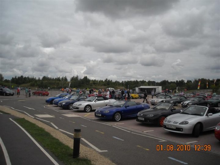 Pistonheads