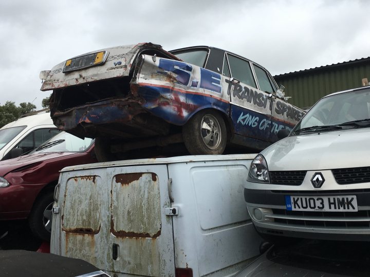 Classics left to die/rotting pics - Vol 2 - Page 215 - Classic Cars and Yesterday's Heroes - PistonHeads