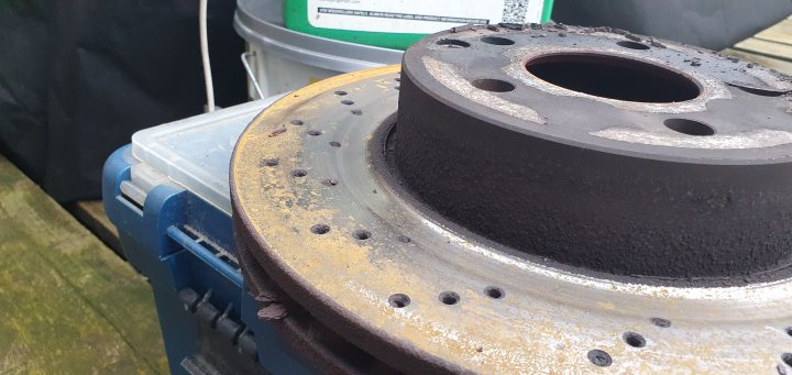 New rotors wobble inside pad bracket - Page 1 - Home Mechanics - PistonHeads
