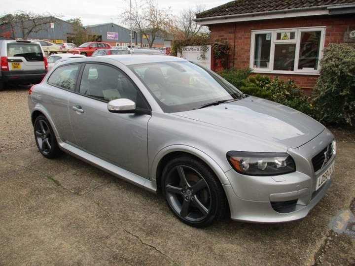 Volvo C5 D5 - Page 1 - Readers' Cars - PistonHeads