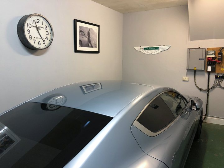 Small garage project - Page 1 - Aston Martin - PistonHeads