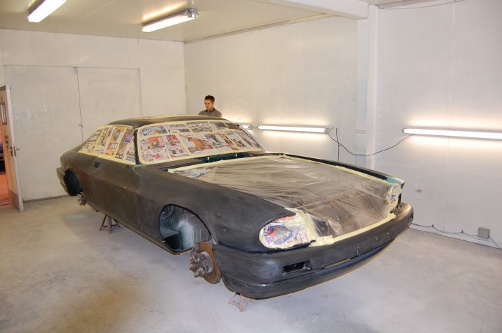 My garage, Jaguar V12 restoration - Page 1 - Readers' Cars - PistonHeads