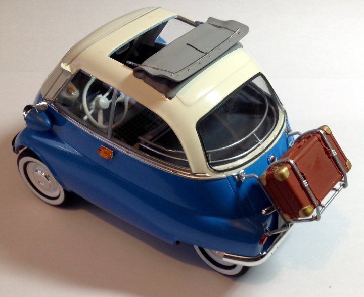 Revell BMW Isetta 250 1:16 scale - Page 1 - Scale Models - PistonHeads