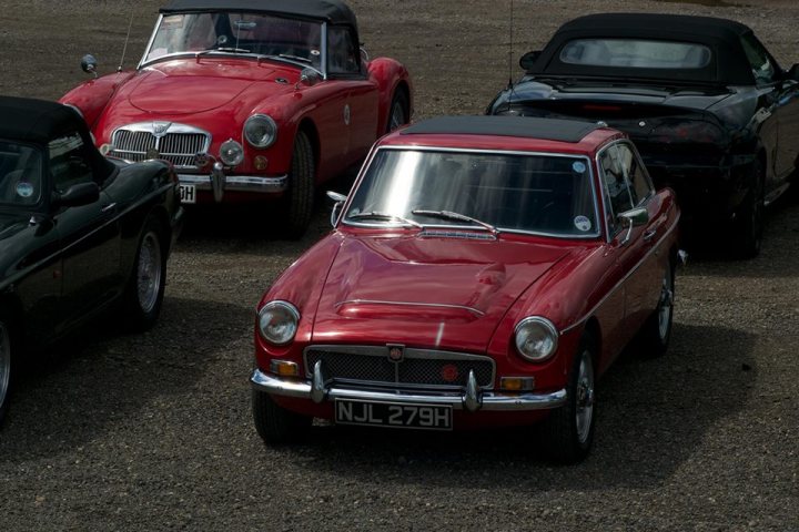 MGC vs V8 - Which is the best GT ? - Page 1 - MG - PistonHeads