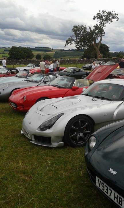 TVR,s at Chatsworth. Saturday runs October 3rd - Page 1 - TVR Events & Meetings - PistonHeads