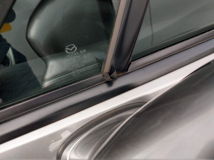 NC MX-5 — what's up with this window seal? - Page 1 - Mazda MX5/Eunos/Miata - PistonHeads