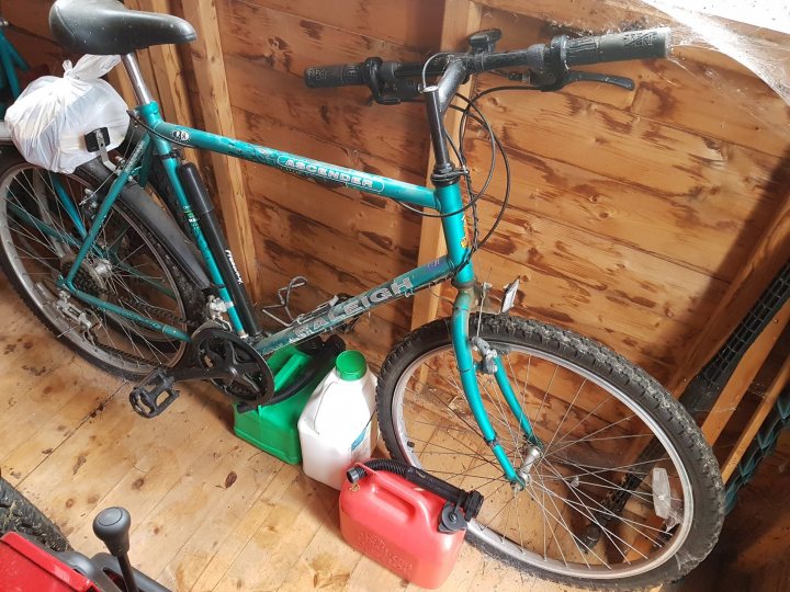 Here's my 90's Raleigh MTB - Restore or Renew? - Page 1 - Pedal Powered - PistonHeads UK