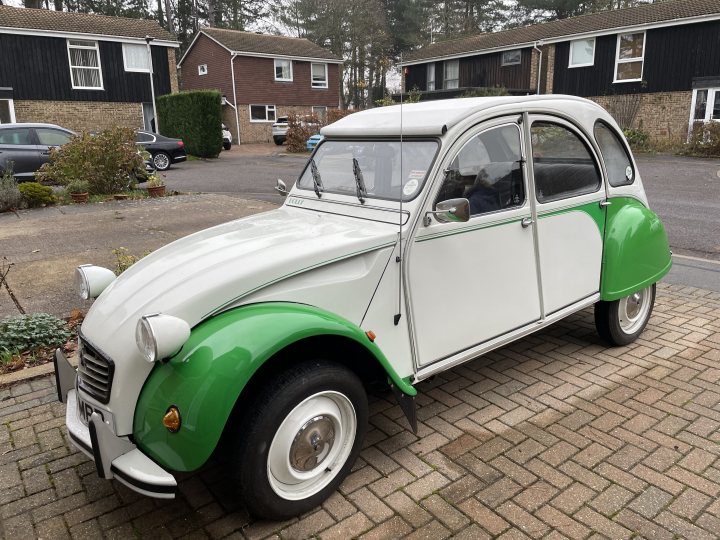 Is it crazy to want a 2CV... - Page 1 - Classic Cars and Yesterday's Heroes - PistonHeads UK